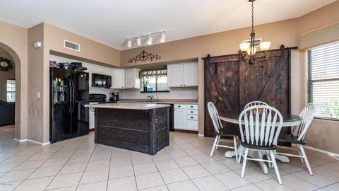4204 E Sandy Way, Gilbert, AZ 85297 photo 9