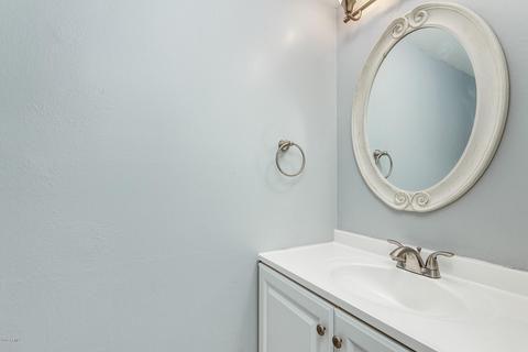4452 E Belleview St, Phoenix, AZ 85008 photo 9