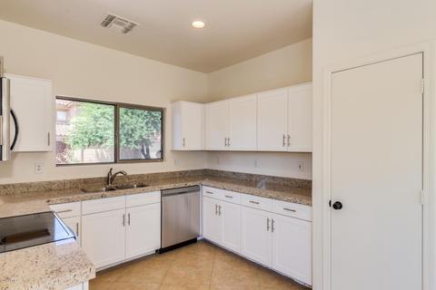 718 E Michigan Ave, Phoenix, AZ 85022 photo 2