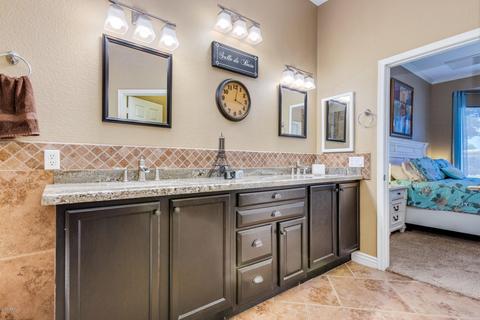 235 E Spur Ave, Gilbert, AZ 85296 photo 20