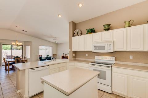 4540 E Sycamore Ct, Gilbert, AZ 85298 photo 7