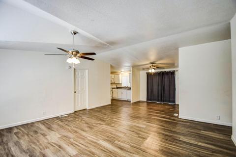 227 E Michelle Dr, Phoenix, AZ 85022 photo 5