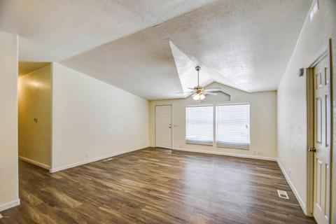 227 E Michelle Dr, Phoenix, AZ 85022 photo 7
