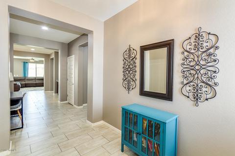 2817 E Pearl St, Mesa, AZ 85213 photo 4