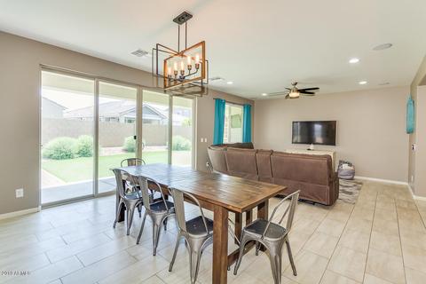 2817 E Pearl St, Mesa, AZ 85213 photo 9