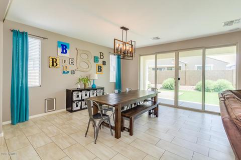 2817 E Pearl St, Mesa, AZ 85213 photo 8