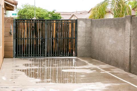 654 N Clancy --, Mesa, AZ 85207 photo 21