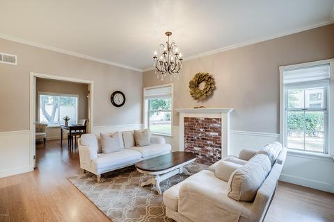 1554 E Beacon Dr, Gilbert, AZ 85234 photo 4