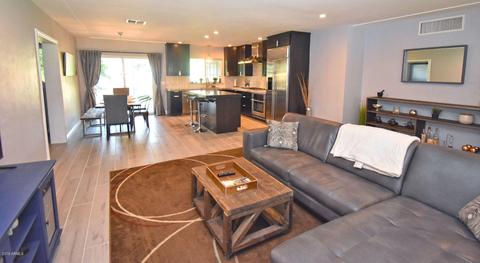 2818 E Highland Ave, Phoenix, AZ 85016 photo 8