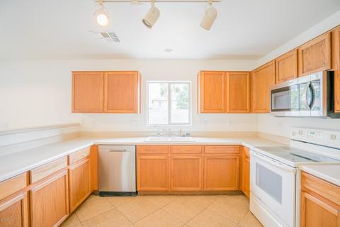 17841 W Redfield Rd, Surprise, AZ 85388 photo 4