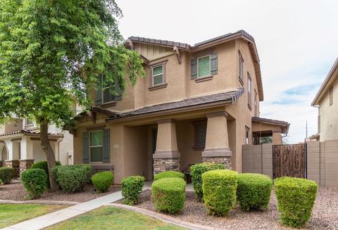 2793 S Arroyo Ln, Gilbert, AZ 85295 photo 2