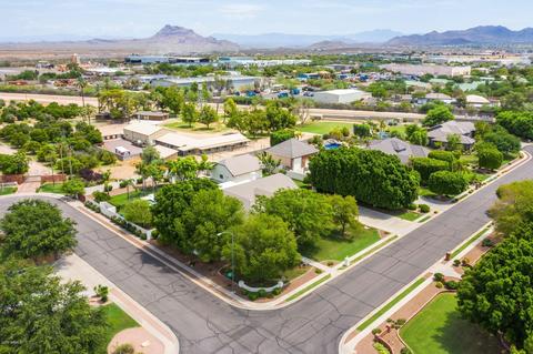 3822 E Palm Cir, Mesa, AZ 85215 photo 2