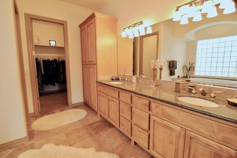 8535 E Hillview Cir, Mesa, AZ 85207 photo 31