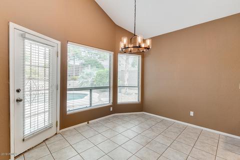 9464 E Menlo Cir, Mesa, AZ 85207 photo 12