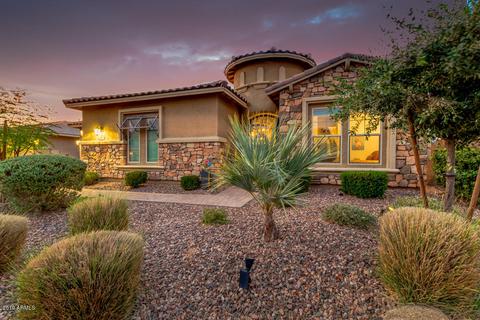 2186 E Tomahawk Dr, Gilbert, AZ 85298 photo 4
