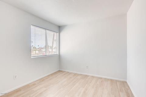 4627 N 77th Dr, Phoenix, AZ 85033 photo 21
