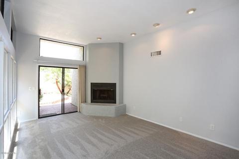 716 E Corte Oro Dr, Phoenix, AZ 85020 photo 3