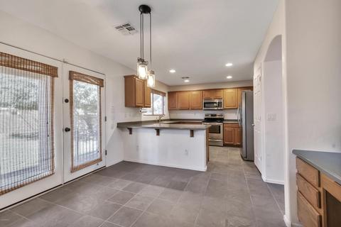 3335 E Chickadee Rd, Gilbert, AZ 85297 photo 3