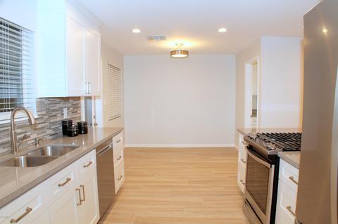 5008 E Cheery Lynn Rd, Phoenix, AZ 85018 photo 6