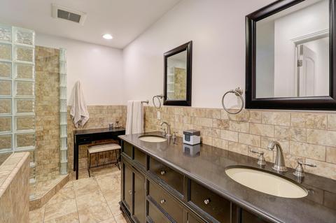 3835 N 41st Pl, Phoenix, AZ 85018 photo 7