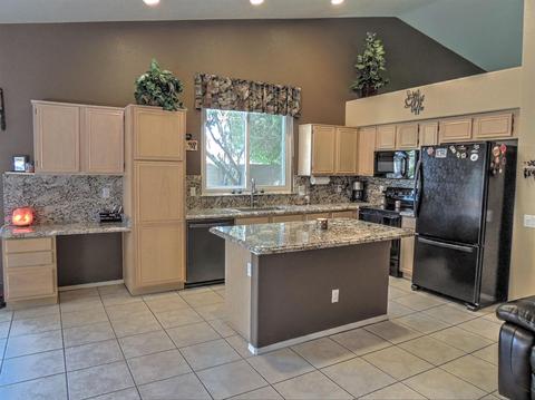 4420 E Cathedral Rock Dr, Phoenix, AZ 85044 photo 3