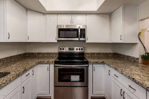 8231 N 21st Dr #E207, Phoenix, AZ 85021 photo 21