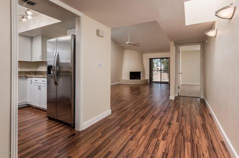 8231 N 21st Dr #E207, Phoenix, AZ 85021 photo 3
