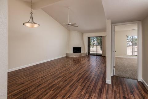8231 N 21st Dr #E207, Phoenix, AZ 85021 photo 1