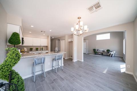 955 E Windsor Dr, Gilbert, AZ 85296 photo 9
