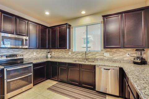 3751 E Hans Dr, Gilbert, AZ 85296 photo 9
