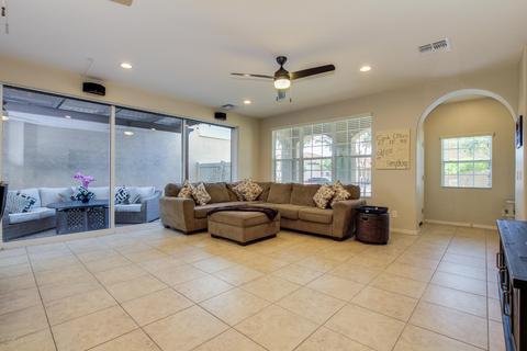 3751 E Hans Dr, Gilbert, AZ 85296 photo 3