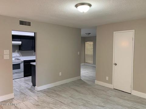 5220 E Tamblo Dr, Phoenix, AZ 85044 photo 7