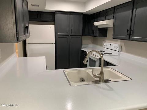 5220 E Tamblo Dr, Phoenix, AZ 85044 photo 3