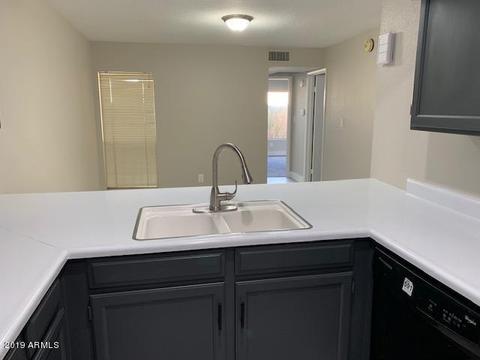 5220 E Tamblo Dr, Phoenix, AZ 85044 photo 11