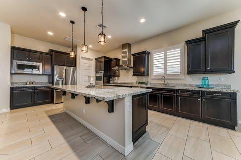 10604 E Lumiere Ave, Mesa, AZ 85212 photo 2