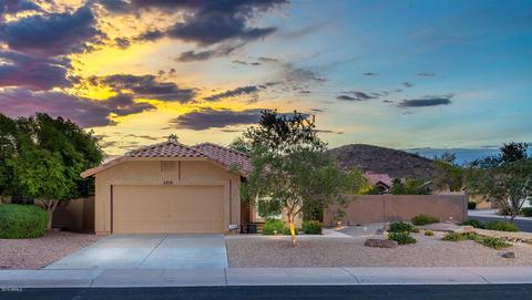 3818 E Blue Flax Ave, Phoenix, AZ 85044 photo 1