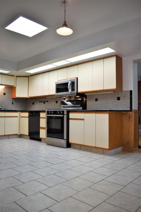 4251 E Robert E Lee St, Phoenix, AZ 85032 photo 27