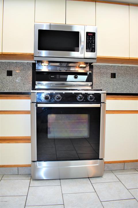 4251 E Robert E Lee St, Phoenix, AZ 85032 photo 32