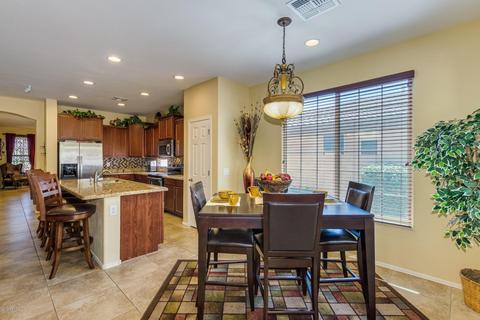 2996 E Palmdale Ln, Gilbert, AZ 85298 photo 16