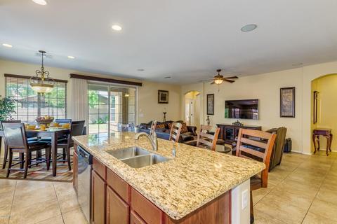 2996 E Palmdale Ln, Gilbert, AZ 85298 photo 15