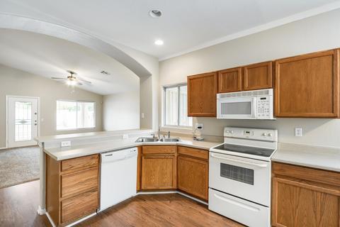 5755 E Garnet Ave, Mesa, AZ 85206 photo 2