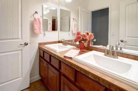 702 E Charlevoix Ave, Gilbert, AZ 85297 photo 18