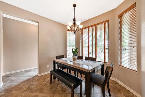 4454 E Maplewood St, Gilbert, AZ 85297 photo 5
