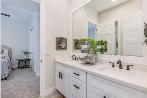 1417 E Clarendon Ave, Phoenix, AZ 85014 photo 22