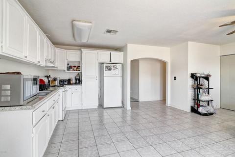 1842 W Carson Rd, Phoenix, AZ 85041 photo 5