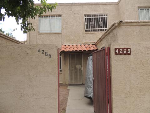 4265 N 67th Dr, Phoenix, AZ 85033 photo 1