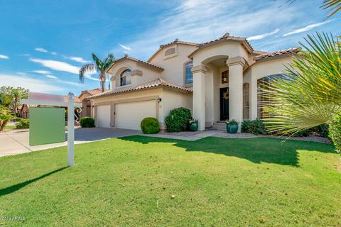 258 S Cobblestone Dr, Gilbert, AZ 85296 photo 2