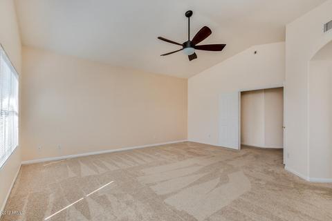 258 S Cobblestone Dr, Gilbert, AZ 85296 photo 19