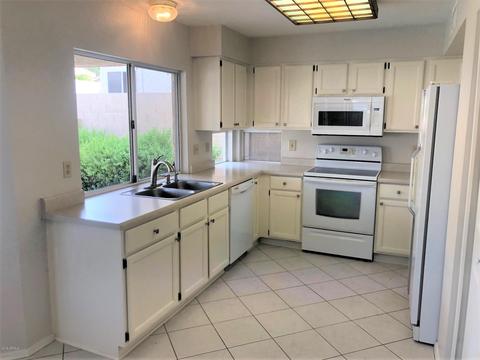 1204 E Silverwood Dr, Phoenix, AZ 85048 photo 2