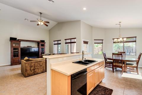 1509 E Cassia Ct, Gilbert, AZ 85298 photo 3